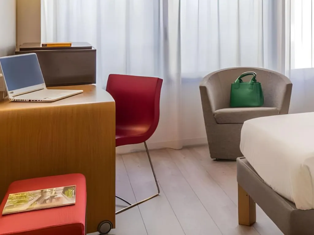 TWIN STANDARD Room, Novotel Madrid Feria and Airport, Madrid