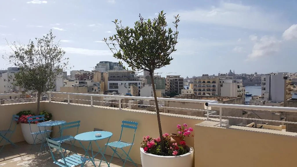 Terrace, D Townhouse Boutique Suites, Malta