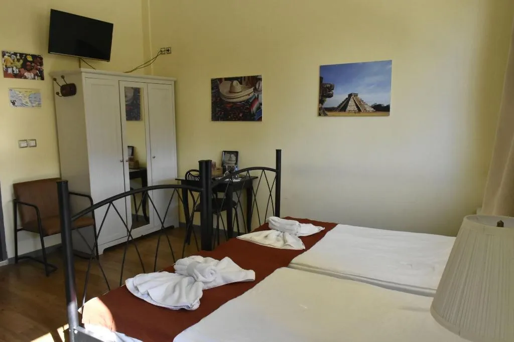 Room, Rent Rooms Thessaloniki, Halkidiki