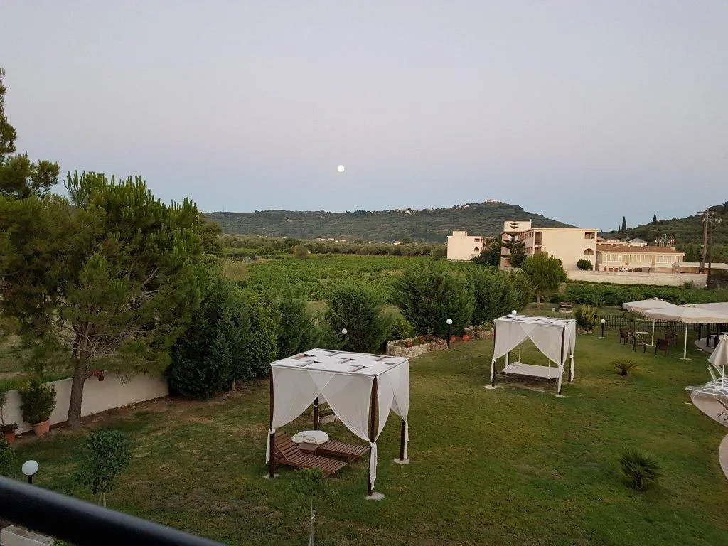 Terrace, Eleni's Garden & Castello Suites, Zante