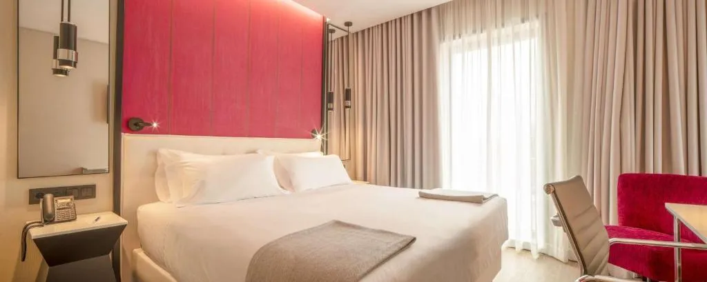 DOUBLE SUPERIOR Room, NH Porto Jardim, Porto