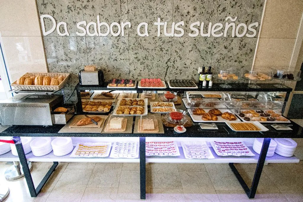 Bar, Avenida de España, Madrid