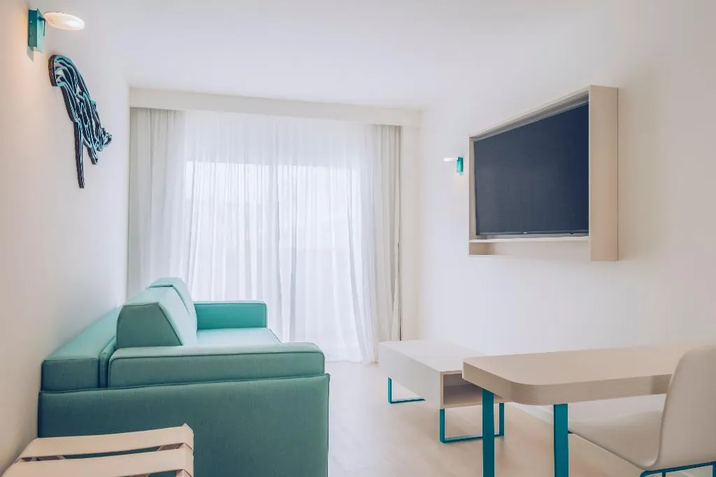 JUNIOR SUITE STANDARD Room, Iberostar Waves Alcudia Park, Majorca