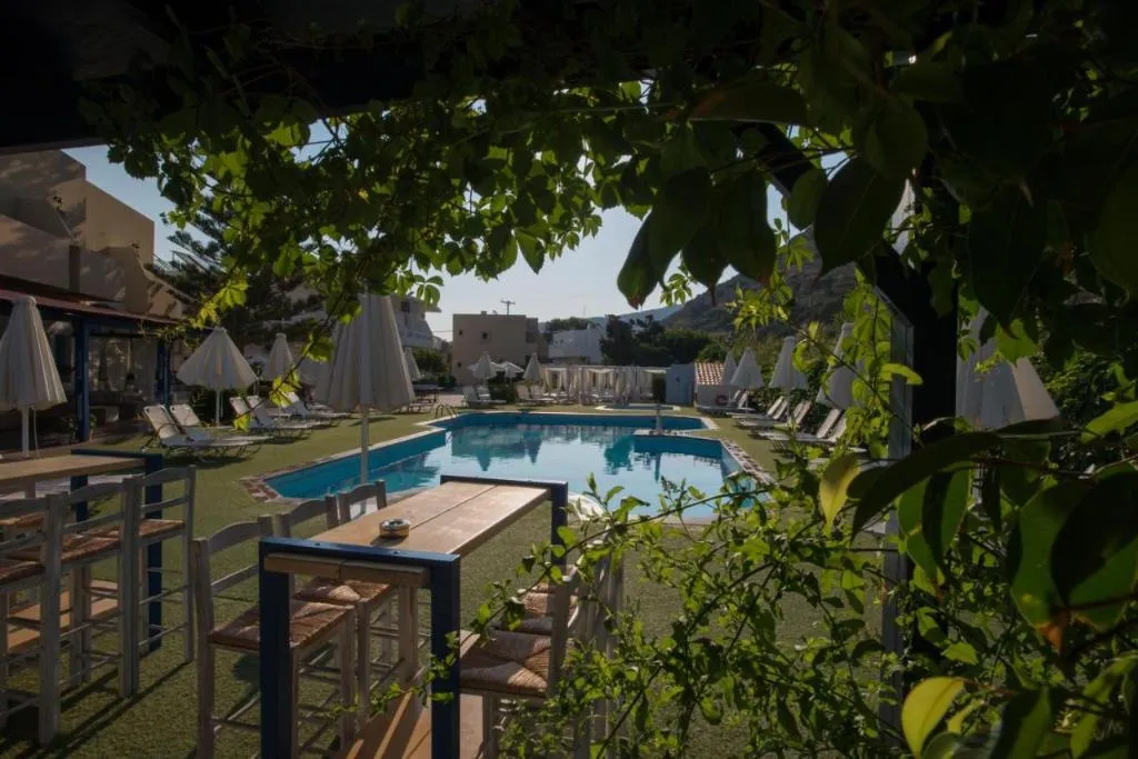 Pool, Fragiskos, Crete