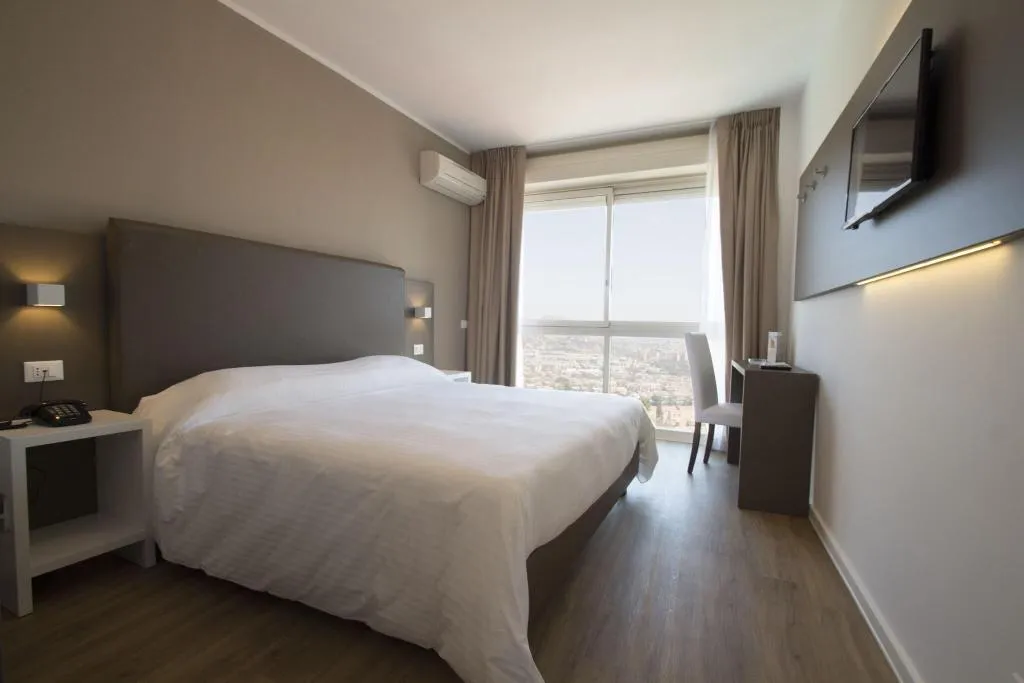 DOUBLE CITY VIEW TWO BEDS Room, Bel 3, Palermo