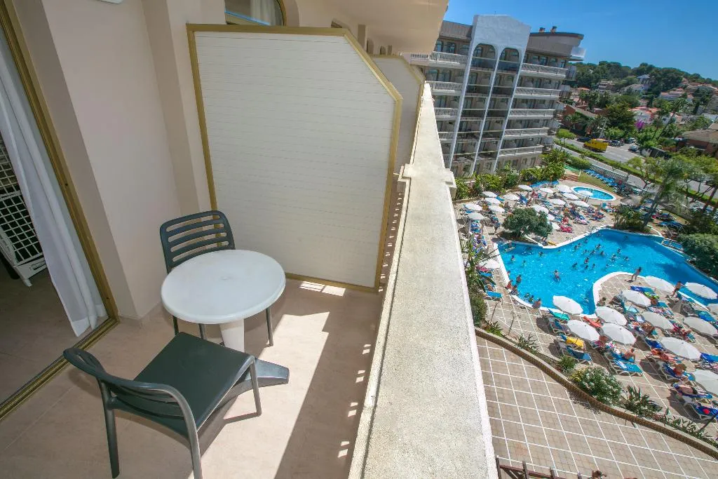 DOUBLE SINGLE USE POOL VIEW Room, Ponient Dorada Palace by PortAventura World, Costa Dorada