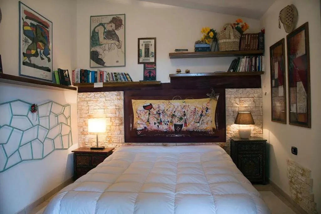 Room, Bed And Breakfast Nuvole, Olbia