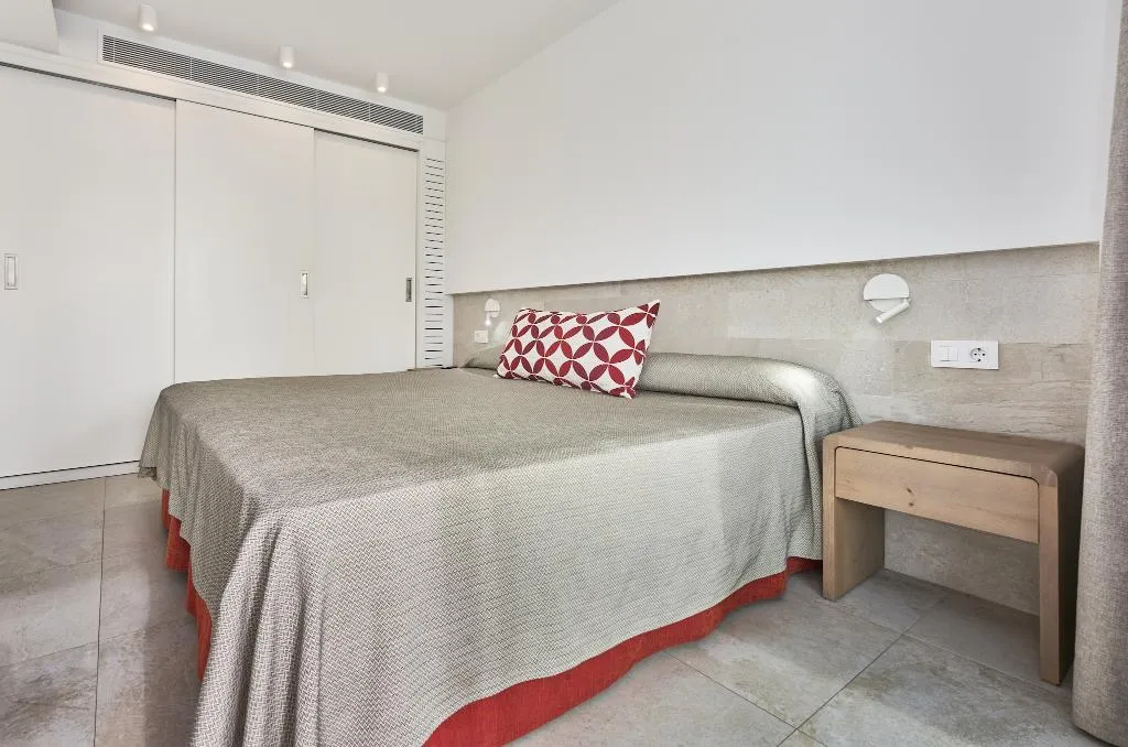 APARTMENT STANDARD Room, Hoposa Hotel & Apartments Villaconcha, Majorca