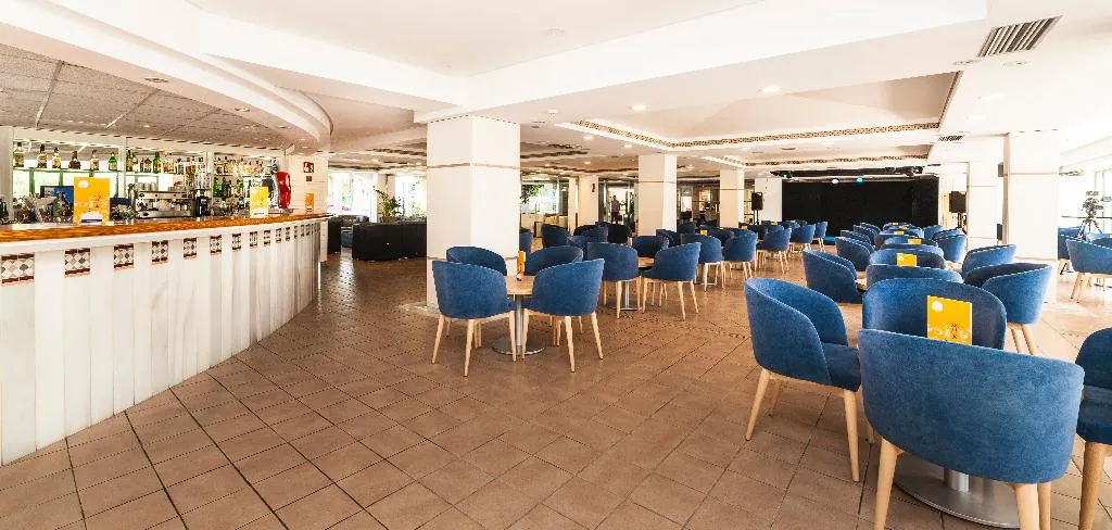 Bar, Globales Cala'n Blanes, Menorca
