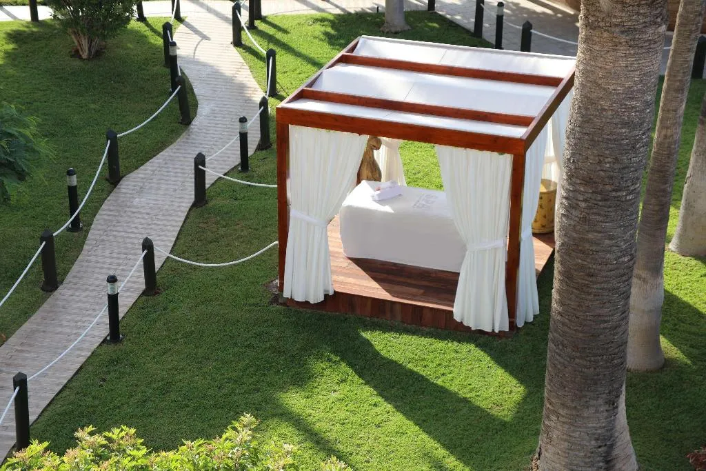 Sports and Entertainment, Iberostar Waves Bouganville Playa, Tenerife