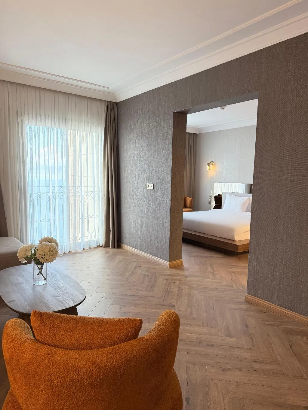 SUITE WITH JACUZZI Room, The Yali Konak Hotel Izmir, Izmir