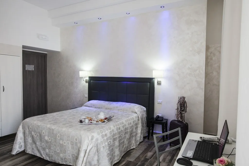 Double or Twin STANDARD Room, Napoli Garibaldi Square, Naples