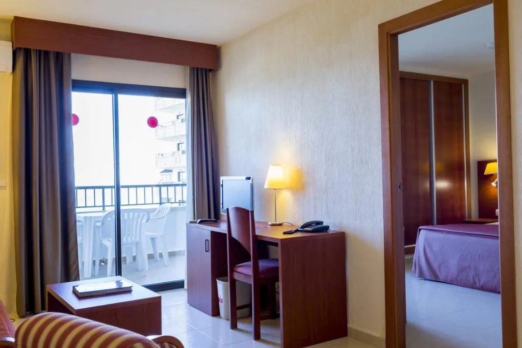 FAMILY ROOM STANDARD Room, Playas de Torrevieja, Costa Blanca