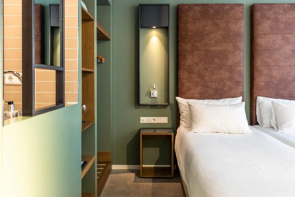 TWIN DELUXE Room, Hotel De Hallen, Amsterdam