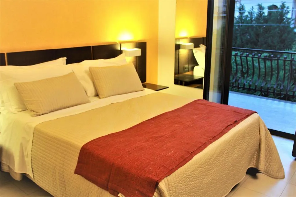 Room, San Giovanni, Taormina