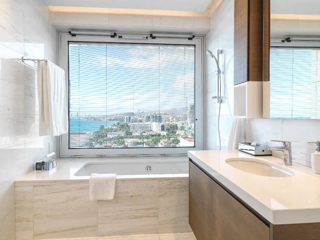 APARTMENT LUXURY Room, The Tower at St Raphael Resort, Cyprus