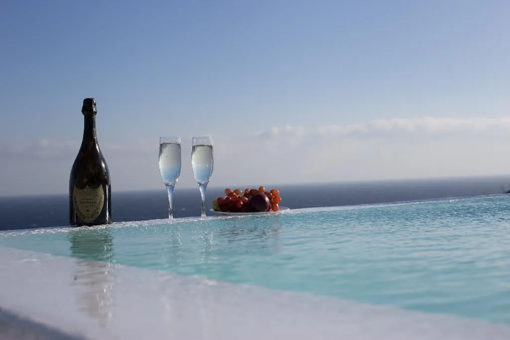 General view, Horizon Mills Villas & Suites, Santorini