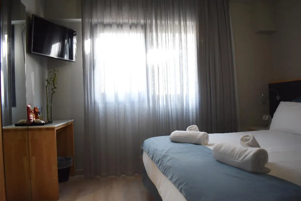 Double or Twin STANDARD Room, Be My Guest Athens, Athens