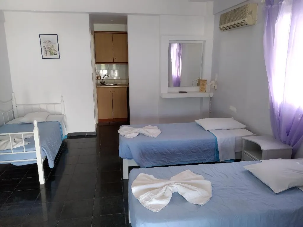 Room, Skala, Santorini