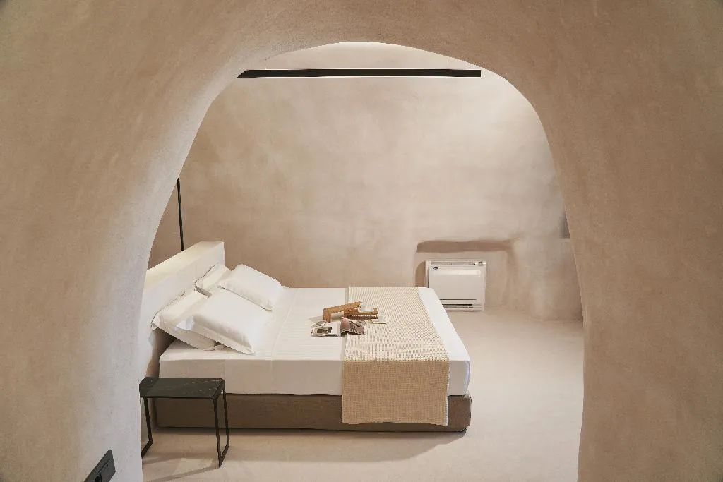 SUITE STANDARD Room, Divine Cave Experience, Santorini