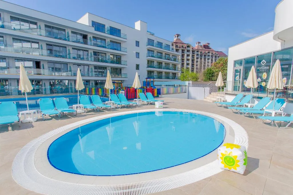 Pool, Hotel Astoria, Varna