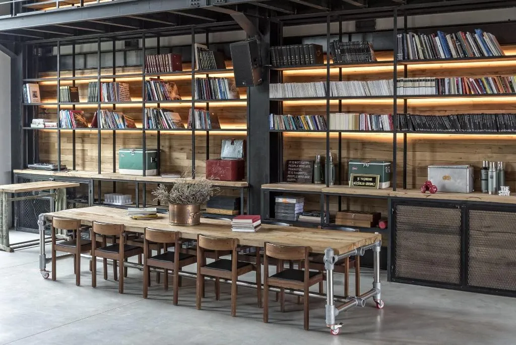 Bar, Warehouse By The Stay, Izmir