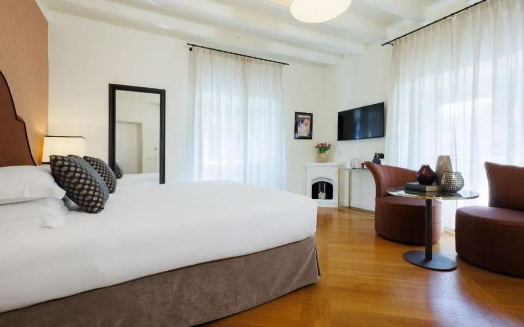 Double or Twin SUPERIOR Room, Maison Santa Croce, Florence