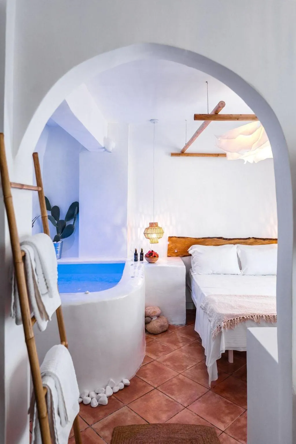 Room, Marabou, Halkidiki