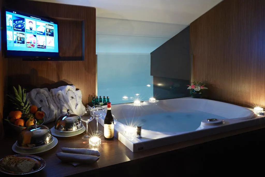 JUNIOR SUITE STANDARD Room, The Building, Rome