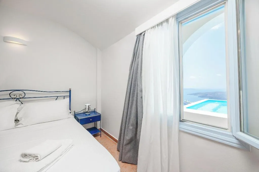 Room, Kastro Suites, Santorini