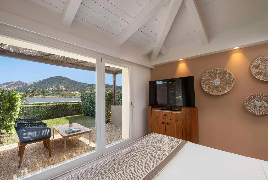 DOUBLE DELUXE BAY VIEW Room, Baia di Chia Resort Sardinia, Curio Collection, Cagliari