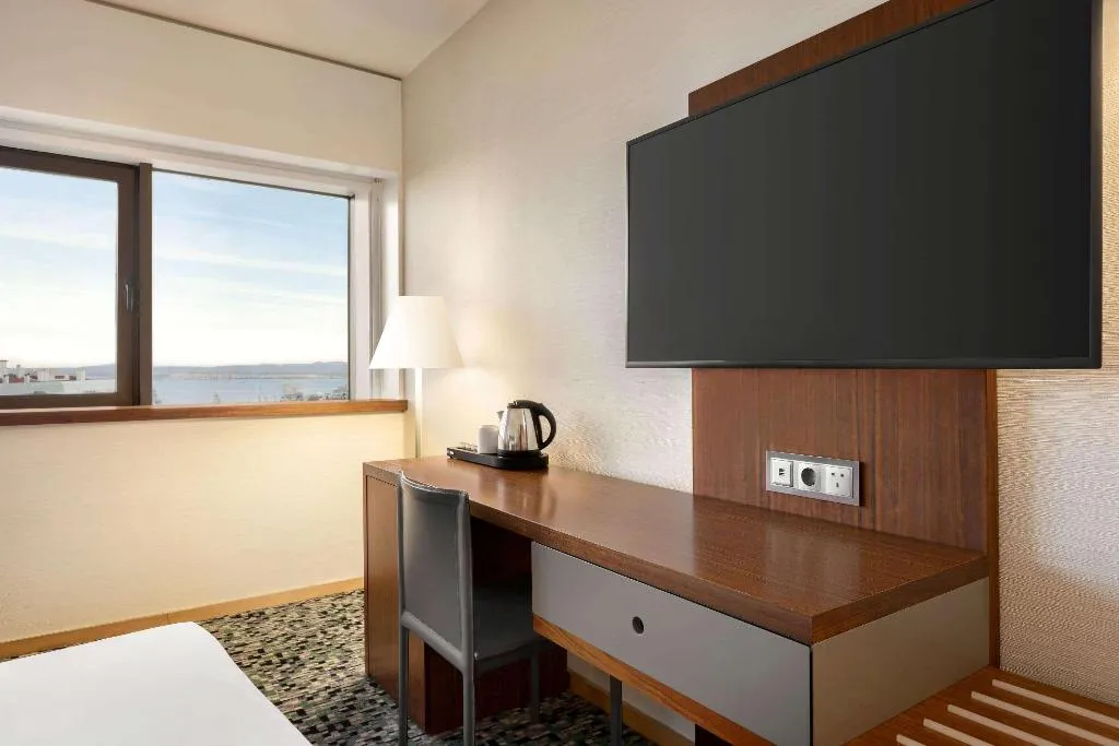 Room, Ramada by Wyndham Lisbon, Lisbon