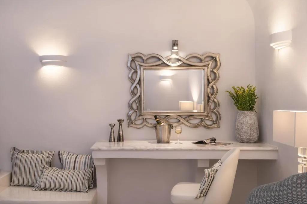 Room, Anteliz Hotel And Suites, Santorini