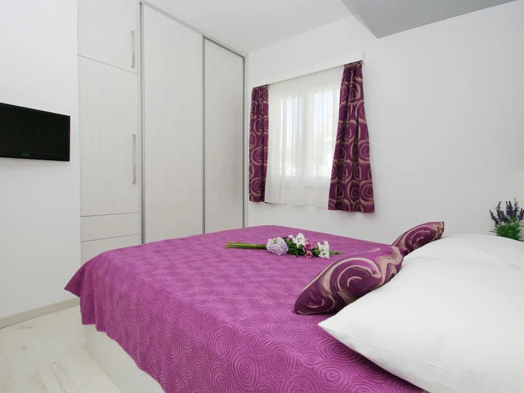 APARTMENT STANDARD Room, Apartments Elza, Split