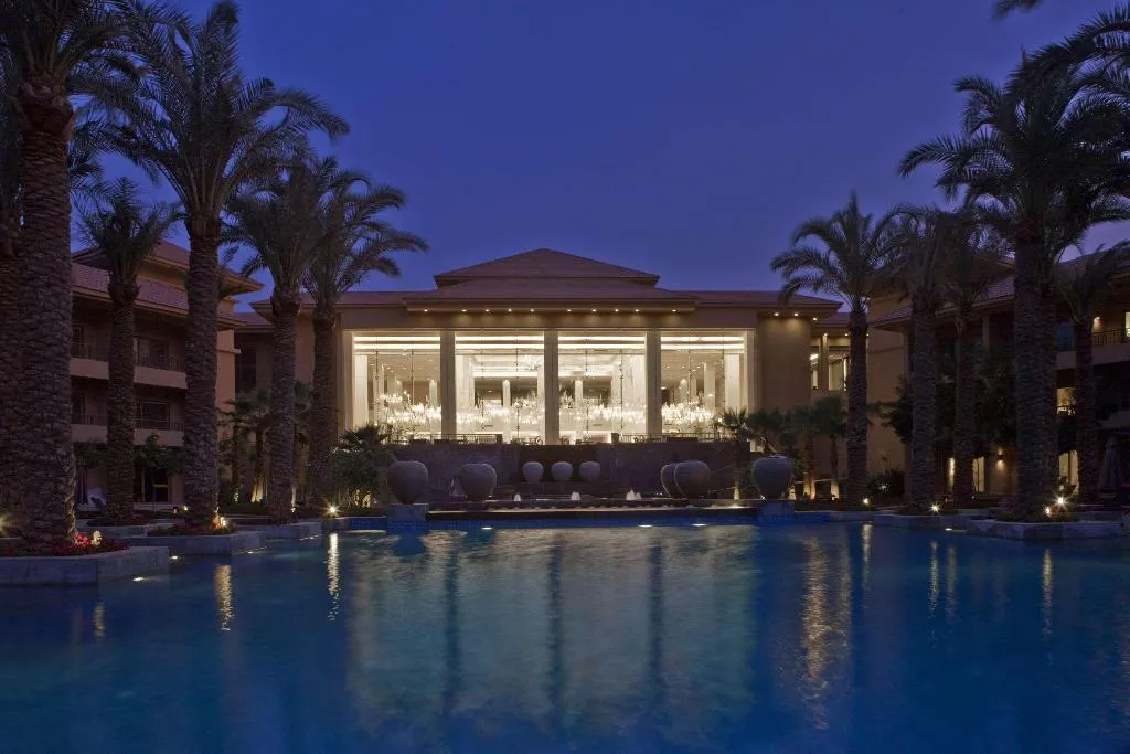Pool, Dusit Thani LakeView Cairo, Cairo