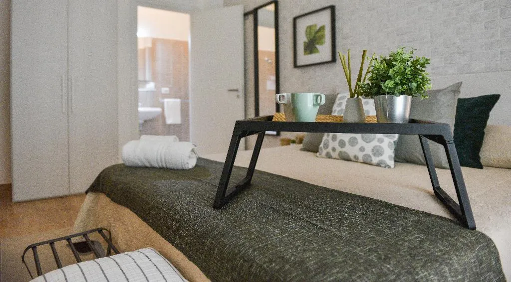 DOUBLE DELUXE Room, B&B Portafortuna Lucky Charm, Naples