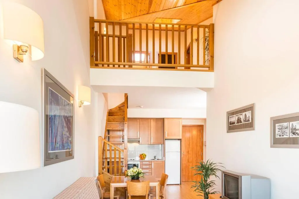 APARTMENT STANDARD Room, Guitart La Molina Aparthotel & Spa, Costa Brava