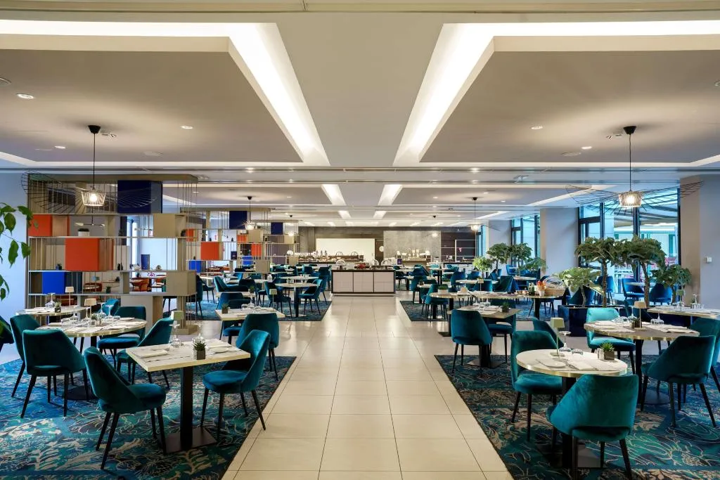 Restaurant, Doubletree by Hilton Milan Malpensa Solbiate Olona, Milan