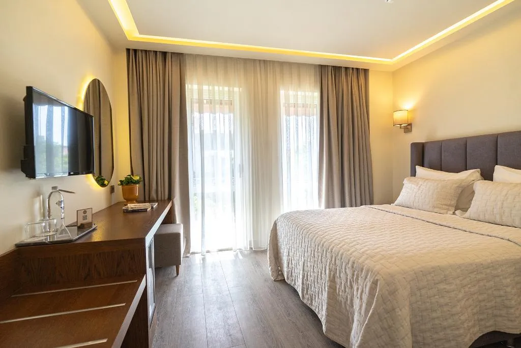 TRIPLE DELUXE WITH BALCONY Room, Casa Luna Hotel Alacati, Izmir