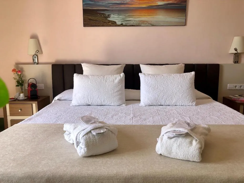 Room, Hotel Llar De Capitans, Barcelona