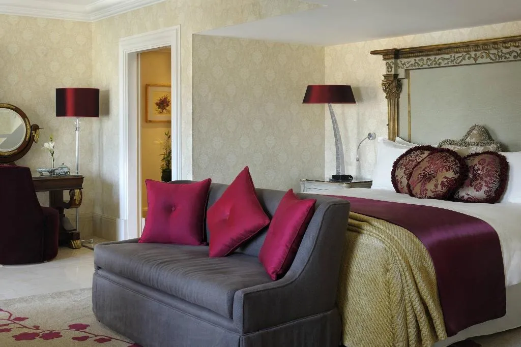 Room, Cairo Marriott hotel & Omar Khayyam Casino, Cairo