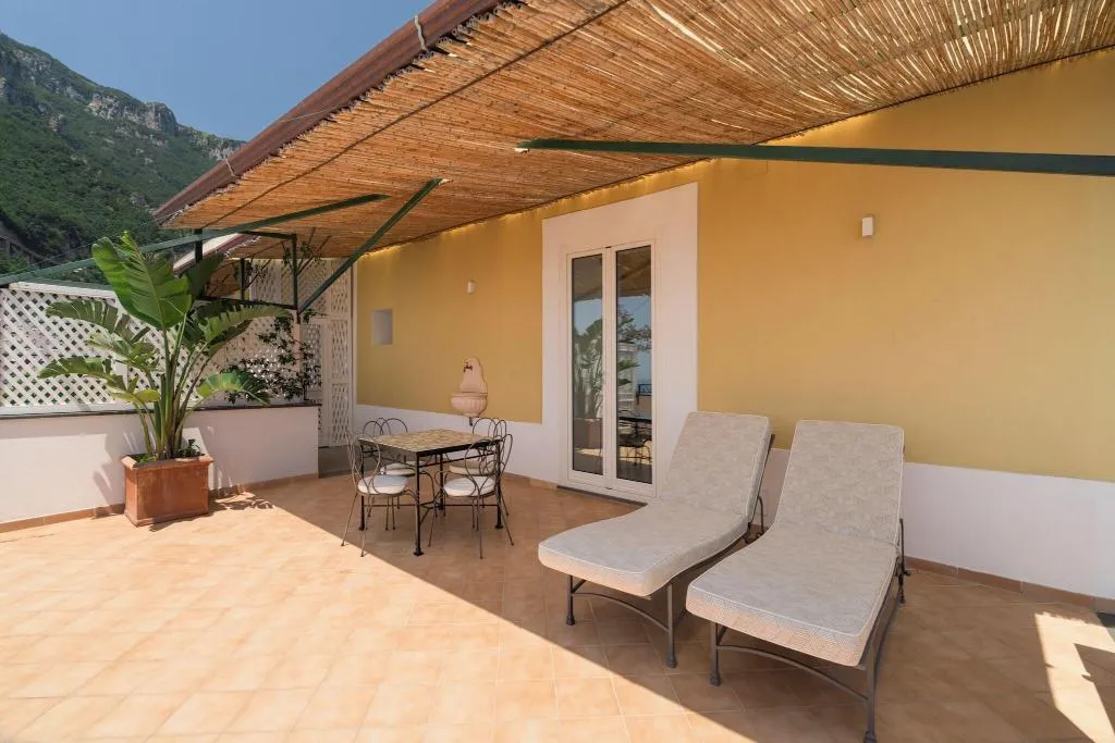 SUITE SUPERIOR SEA VIEW Room, Villa Magia, Naples