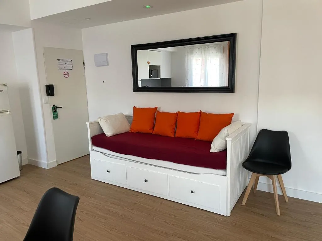 APARTMENT DELUXE WITH BALCONY Room, Hotel Arganda, Madrid