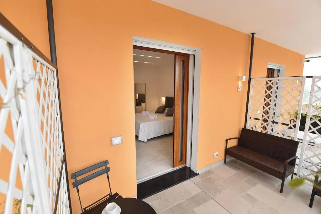 Room, Casa Emma, Naples