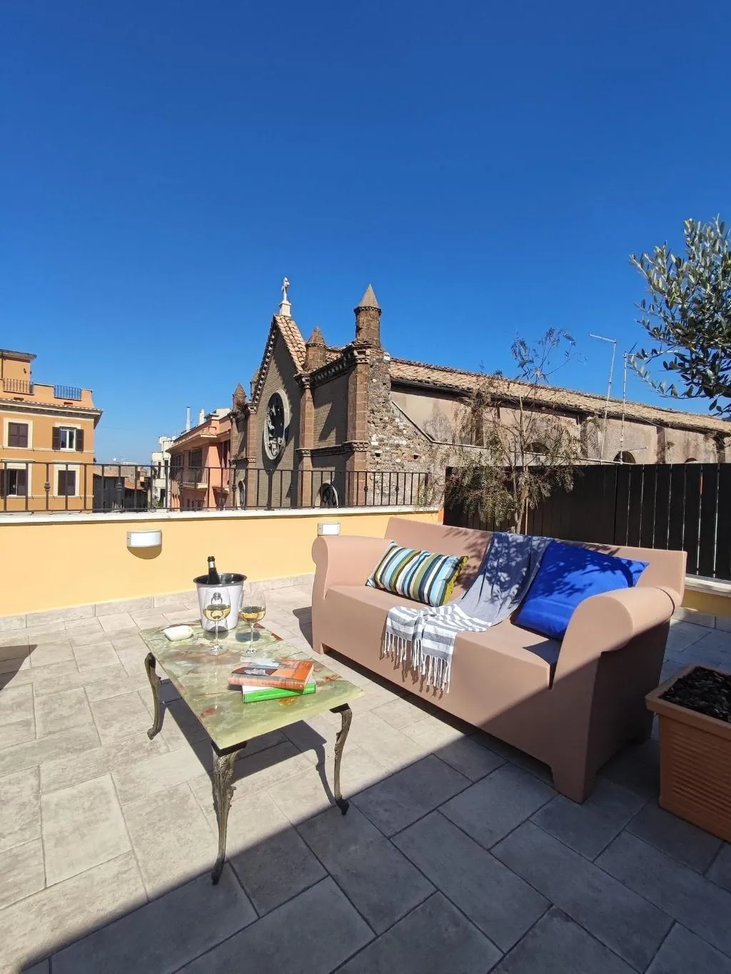 Room, Regina Bed & Breakfast, Rome