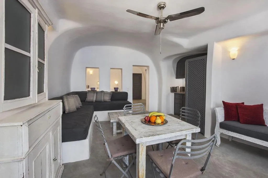 Room, Theodora Suites - Adults Only, Santorini