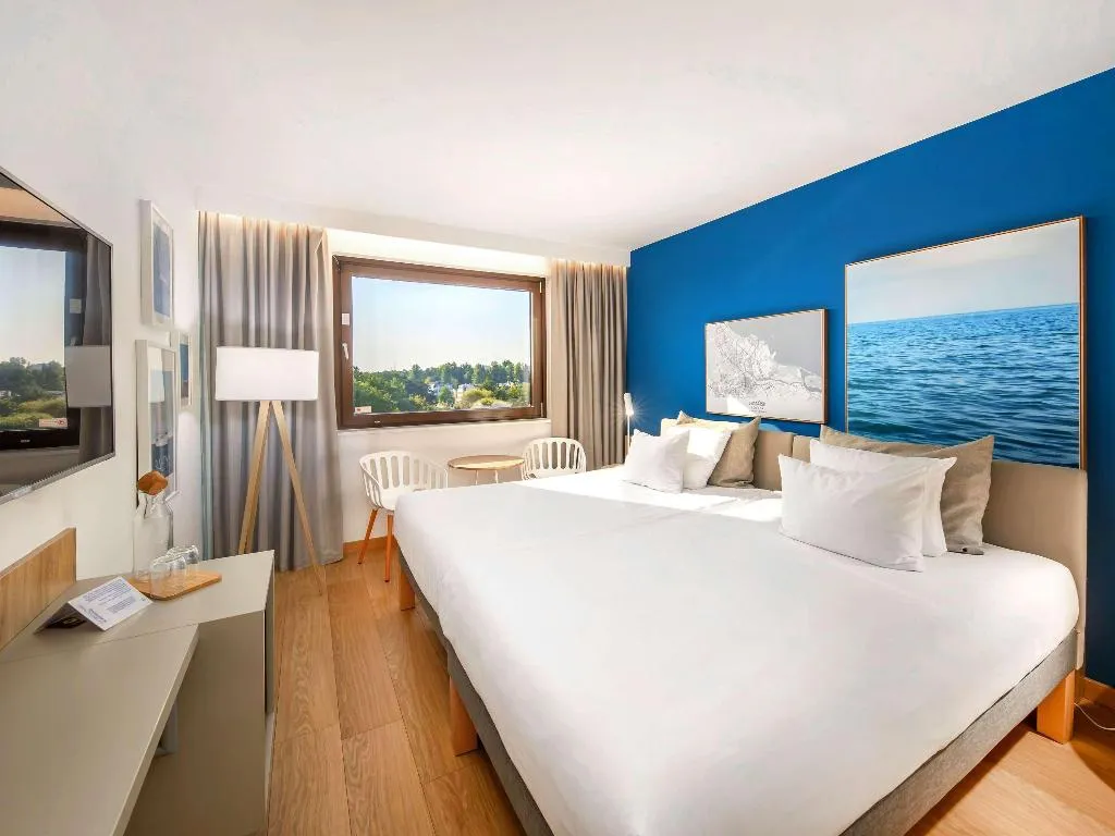 DOUBLE COMFORT Room, Novotel Gdansk Marina, Gdansk