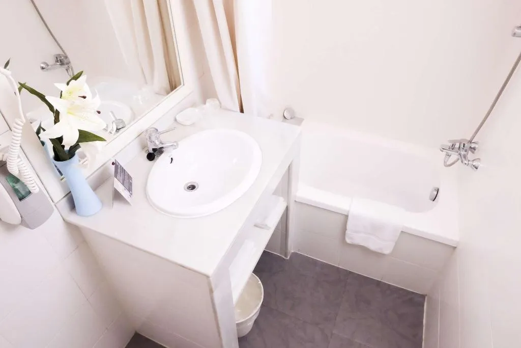 SINGLE STANDARD Room, Subur, Costa Brava