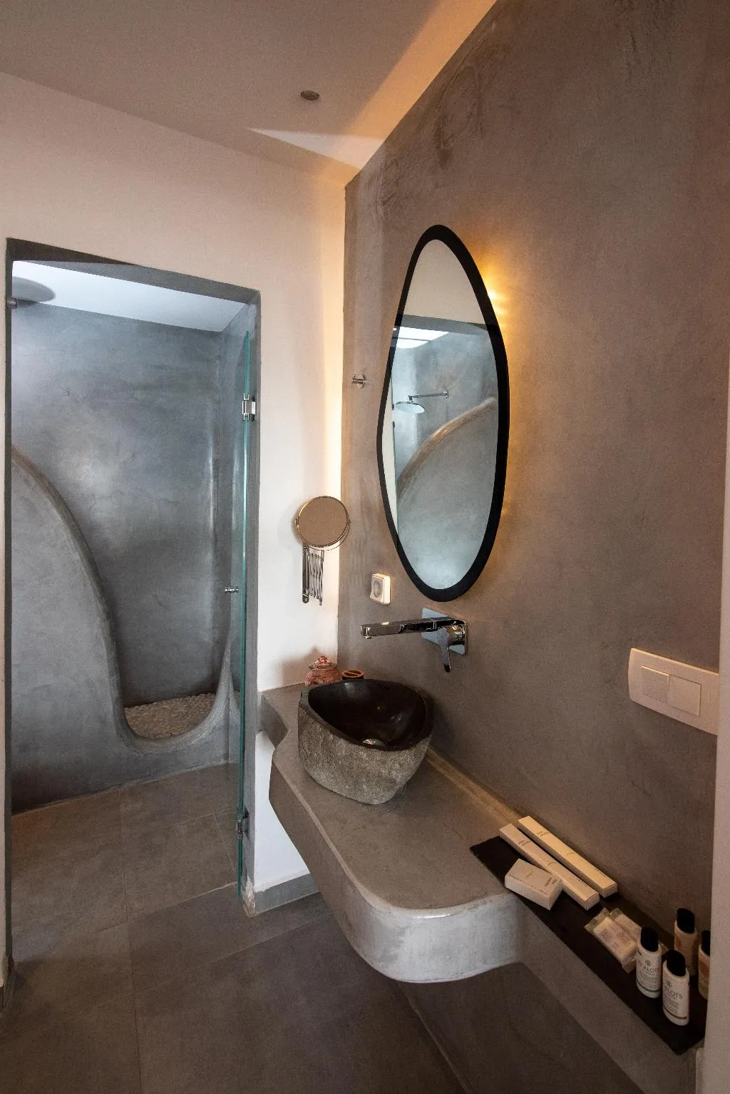 SUITE WITH VIEWS Room, Caldera Cliff Illusion Suites, Santorini