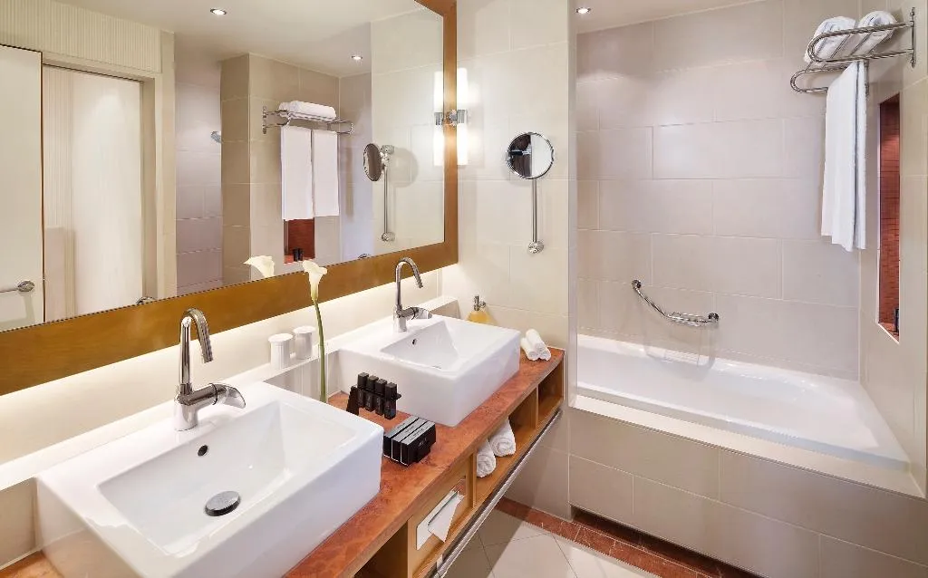 Room, Melia Berlin, Berlin